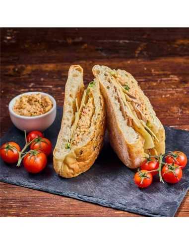 Sandwich cu piept de pui